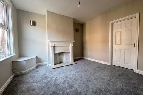 2 bedroom terraced house to rent, St Georges Street, Macclesfield