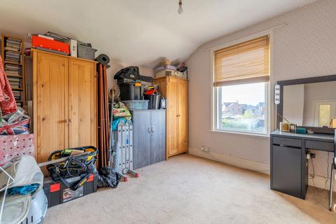40 Podsmead Road, Gloucester, GL1 5PA