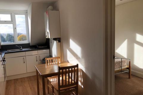 1 bedroom apartment to rent, Golders Green Road, London NW11