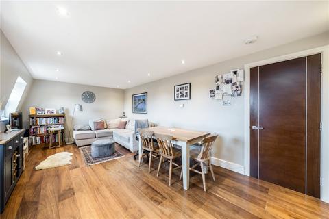 2 bedroom apartment for sale, London SW11