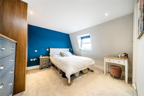 2 bedroom apartment for sale, London SW11