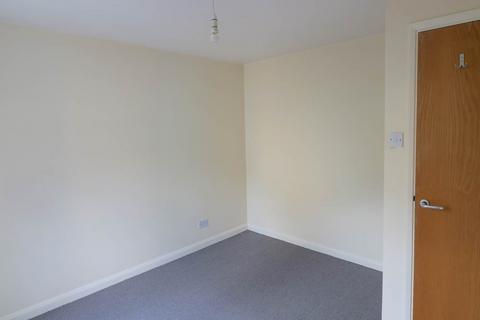 1 bedroom flat to rent, Auckland Court, Cambridge, England