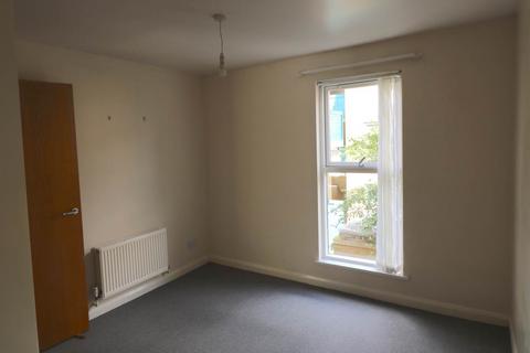 1 bedroom flat to rent, Auckland Court, Cambridge, England