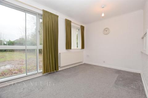 2 bedroom detached bungalow for sale, Redheath Close Watford, WD25