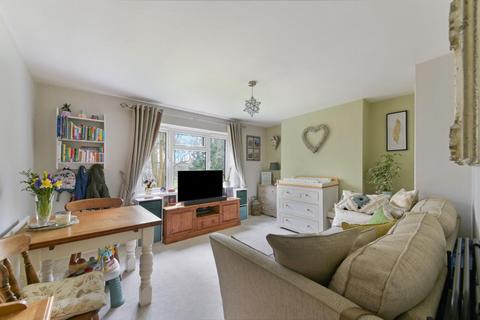 1 bedroom flat for sale, Pound Road, Banstead