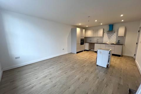 1 bedroom flat to rent, High Street North, Dunstable LU6