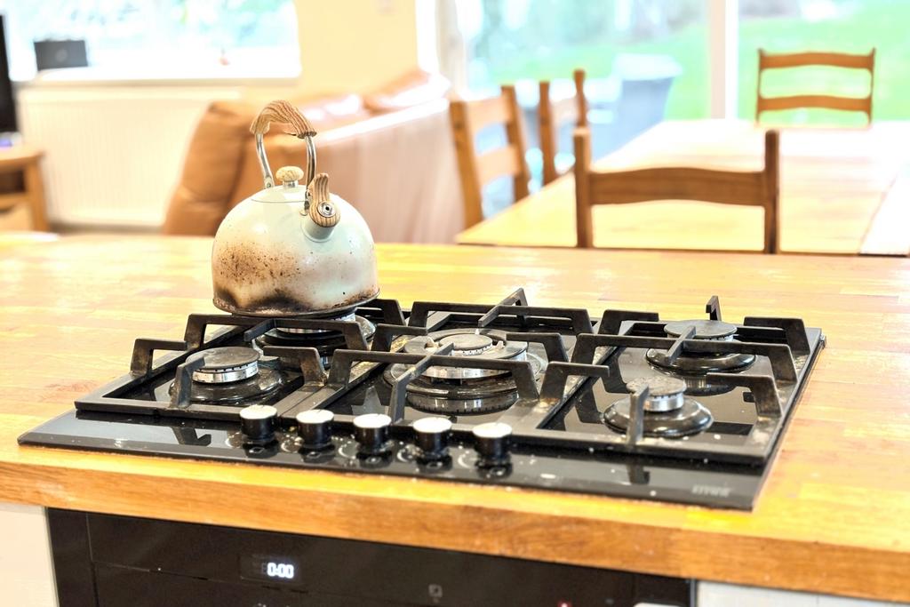 Cooker