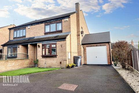 3 bedroom semi-detached house for sale, Oakwood Close, Worsbrough