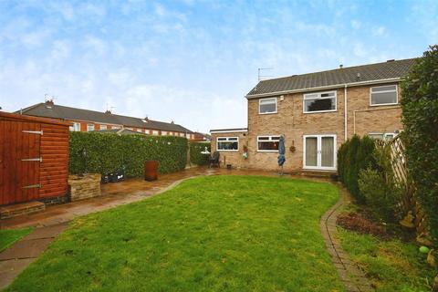 3 bedroom end of terrace house for sale, Springdale Close, Willerby, Hull