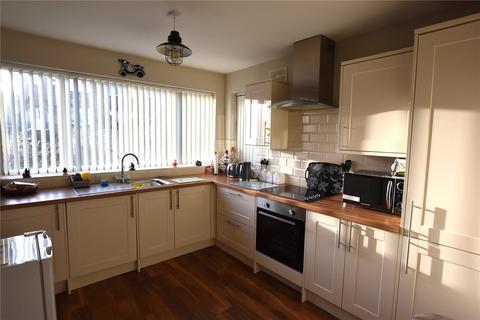 2 bedroom bungalow for sale, Simpson Grove, Bradford, West Yorkshire