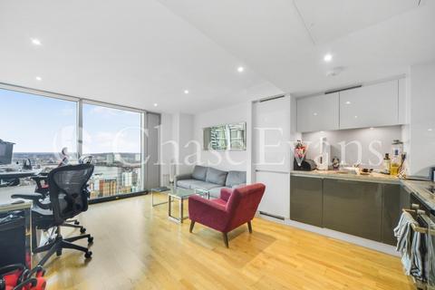 1 bedroom flat for sale, Landmark West Tower, Marsh Wall, Canary Wharf, London, E14