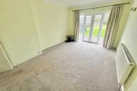 2 bedroom bungalow for sale, Blandford Road, Hamworthy, Poole, BH15