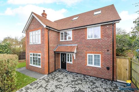 5 bedroom detached house for sale, Queen Eleanors Road, Surrey GU2