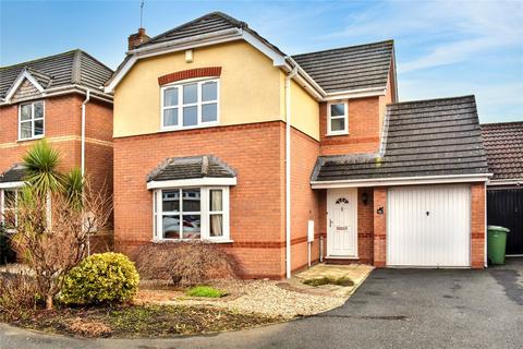 3 bedroom detached house for sale, Swan Drive, Worcestershire WR9