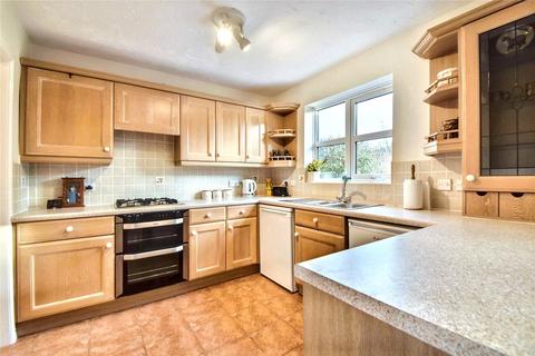 3 bedroom detached house for sale, Swan Drive, Worcestershire WR9