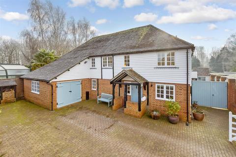 4 bedroom barn conversion for sale, Lees Road, Laddingford, Kent