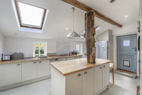 4 bedroom barn conversion for sale, Lees Road, Laddingford, Kent