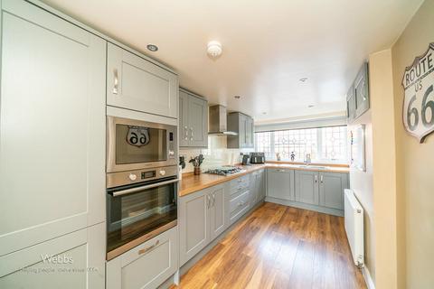 3 Cheslyn Drive, Cheslyn Hay, Walsall, WS6 7DU