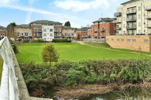 2 bedroom apartment for sale, Trent Place, Warwick