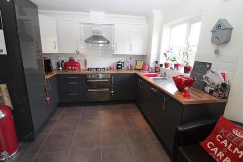 4 bedroom townhouse for sale, The Daubentons, Bury St. Edmunds IP33