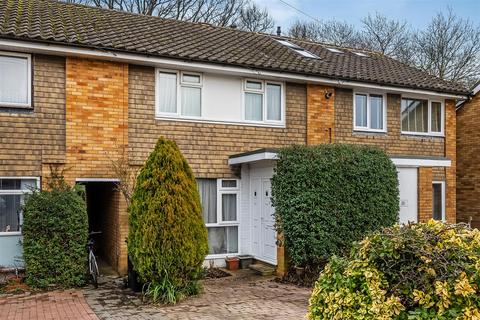 3 bedroom terraced house for sale, Greenacres, Oxted