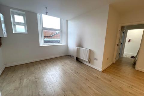 1 bedroom flat to rent, High Street North, Dunstable LU6