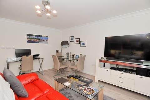 1 bedroom flat for sale, Royal Huts Avenue, Surrey GU26