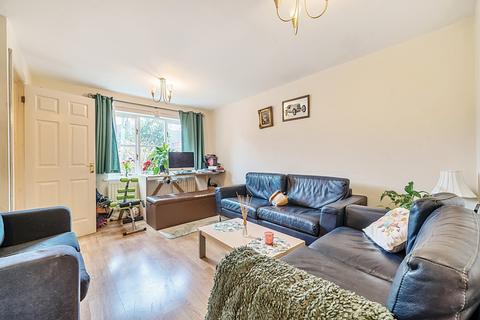 3 bedroom end of terrace house for sale, Abbotswood Road, London