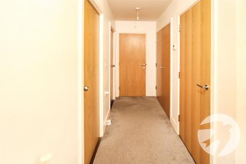 2 bedroom flat for sale, Sherard Road, London, SE9