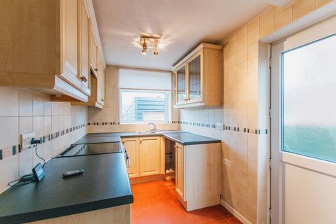 3 bedroom semi-detached house for sale, Sinclair Avenue, Banbury, OX16