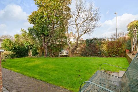 4 bedroom detached house for sale, Turner Road, Taunton TA2