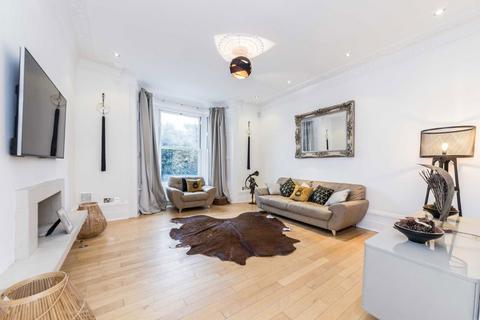 Flat 2, 6 Drewstead Road, London, SW16 1AB
