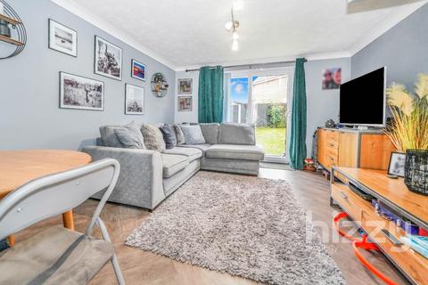 2 bedroom semi-detached house for sale, Admiral Road, Ipswich IP8