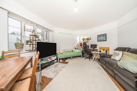 2 bedroom flat for sale, The Brooklands, Isleworth TW7