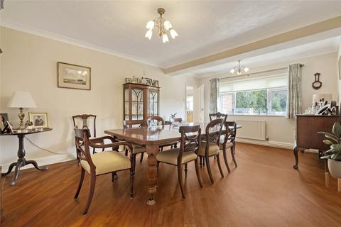 4 bedroom detached house for sale, Galleywood Road, Great Baddow, Chelmsford, Essex, CM2