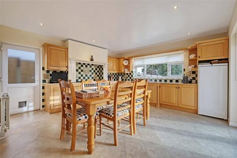 4 bedroom detached house for sale, Galleywood Road, Great Baddow, Chelmsford, Essex, CM2