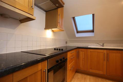 2 bedroom flat to rent, Kingsway, Hove