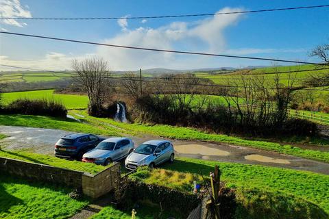 4 bedroom semi-detached house for sale, 1 Green Bank, Trebullett, Launceston