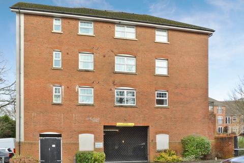 2 bedroom apartment for sale, Woodflied Road, Northgate, RH10