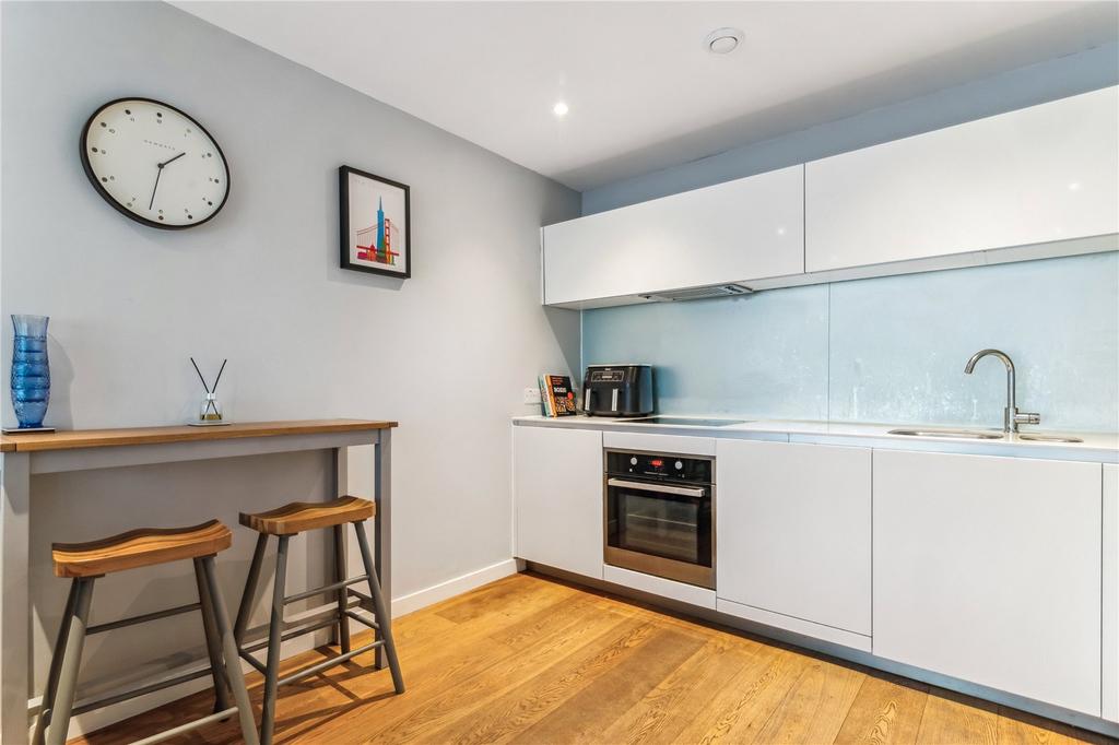 Dining/Kitchen