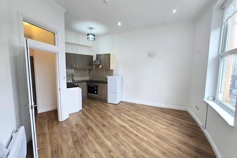 1 bedroom flat to rent, Stoke Newington Road, London N16