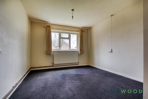 1 bedroom flat for sale, Harehill Road, Chesterfield S40