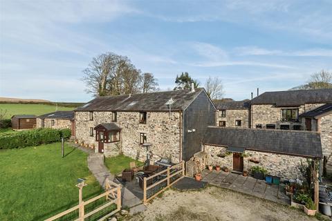 4 bedroom semi-detached house for sale, Burntown Farm, Tavistock