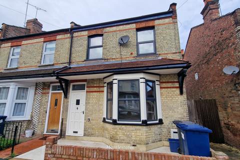 Middle Road, East Barnet, EN4