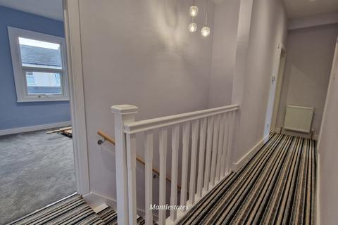 3 bedroom end of terrace house for sale, Middle Road, East Barnet, EN4