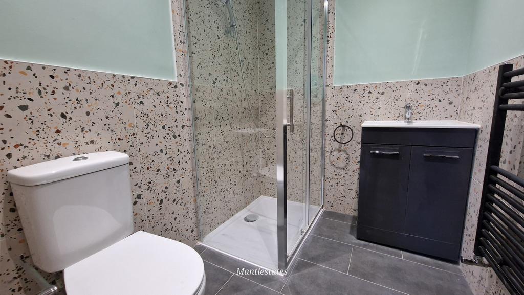First floor shower room