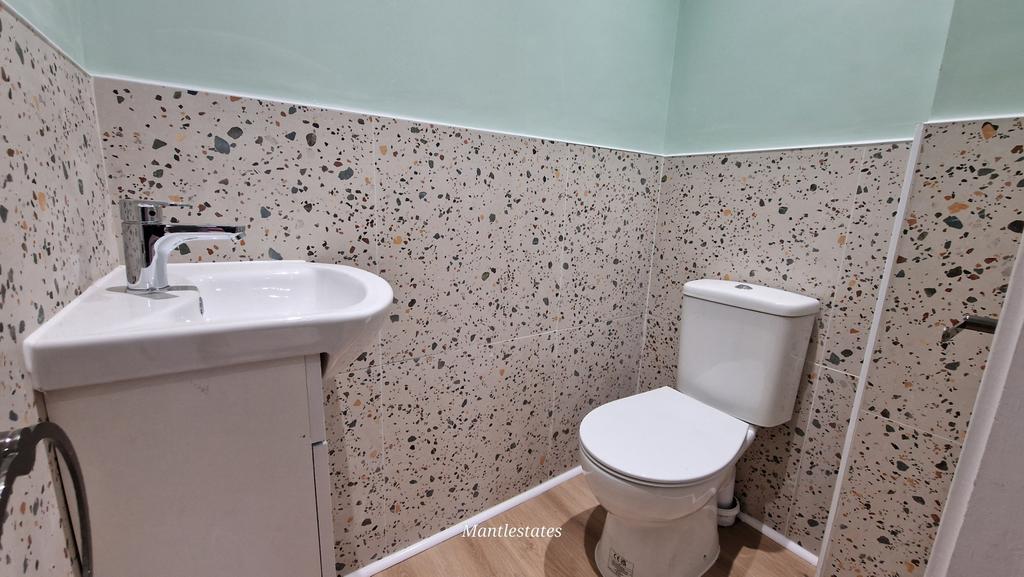 Cloak room