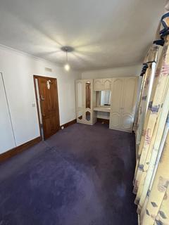 4 bedroom terraced house to rent, Spencer Road, Ilford, Essex, IG3