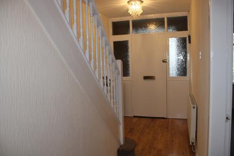 3 bedroom semi-detached house to rent, Sinclair Avenue, Prescot, Merseyside