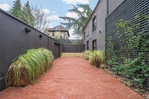 2 bedroom detached house for sale, Castlebar Hill, Ealing